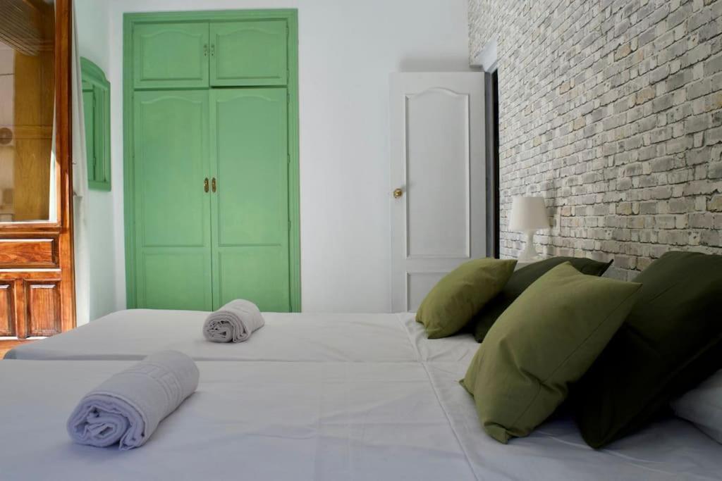 Apartamento En Sevilla Centro Con Vistas A La Plaza Alameda De Hercules - Hasta 7 Personas Kültér fotó